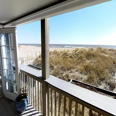 Oceanfront, Wifi, Deck, O-S, Oceanviews, Deck, Beach Chairs,